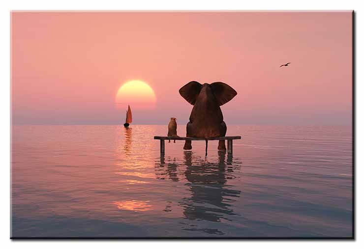 Beste Freunde - Elefant und Hund im Sonnenuntergang - Modernes Leinwandbild Modernes Leinwandbild - Beste Freunde - Elefant und Hund im Sonnenuntergang