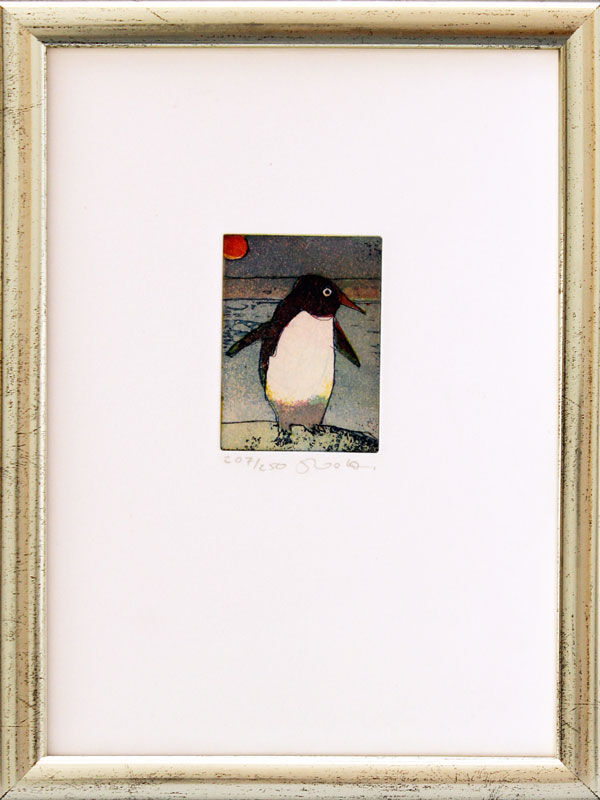 jutta-votteler-kleiner-pinguin-gerahmt-kunst-farbradierung jutta-votteler-kleiner-pinguin-gerahmt-kunst-farbradierung