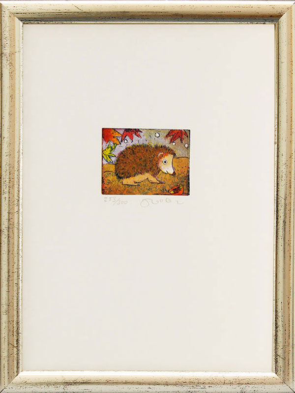 jutta-votteler-kleiner-igel-gerahmt-kunst-farbradierung jutta-votteler-kleiner-igel-gerahmt-kunst-farbradierung