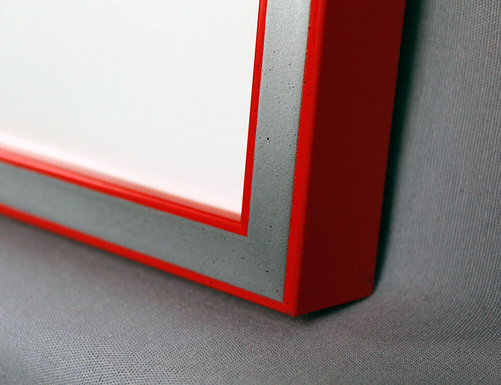 rahmen-detail-silber-rot rahmen-detail-silber-rot